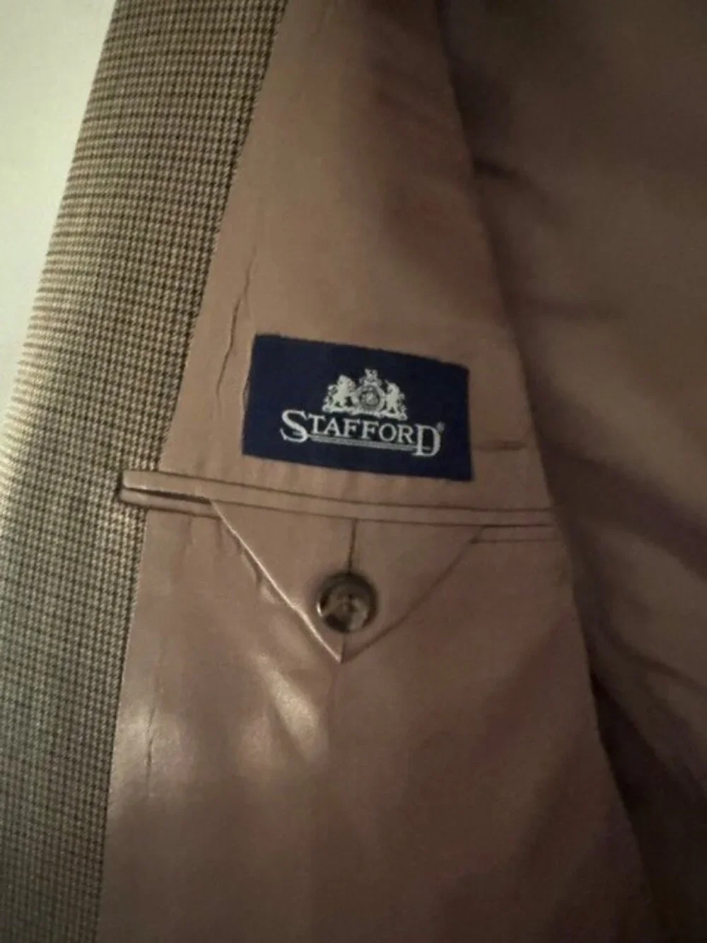 STAFFORD SPORTS COAT, 48 SHORT, EXCELLENT CONDITION